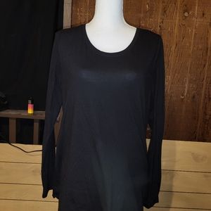 Womems long sleeve top